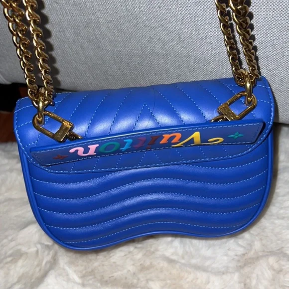 Louis Vuitton Wave Purse💙 - Picture 9 of 12